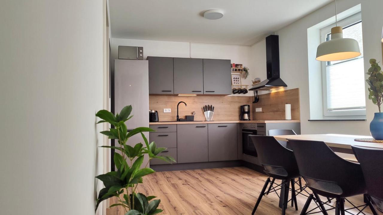 Hygge Home - Mit Garten Und Stellplatz Fuer Feriengaeste-, Monteure / Netflix / 10 Min. Zur Sinsheim Therme Und Zur Autobahn Екстер'єр фото